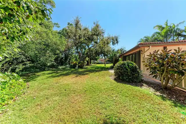 Listing Photo 36
