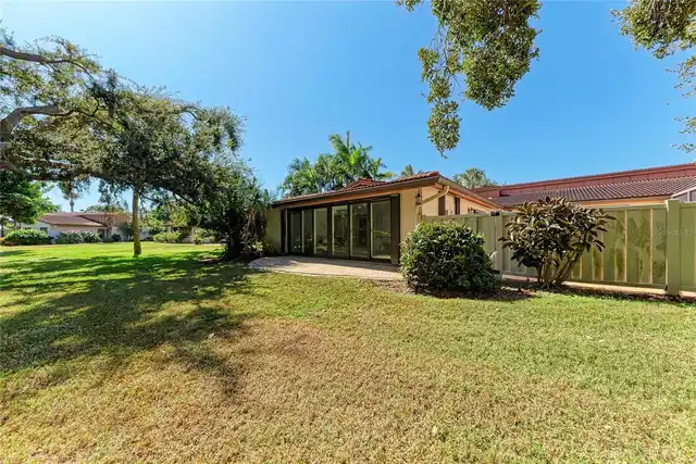 Listing Photo 37