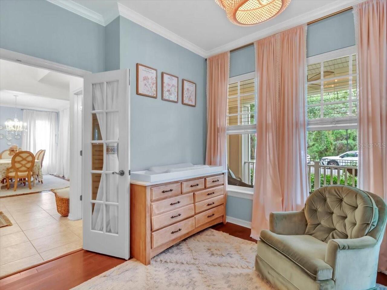 Listing Photo 11
