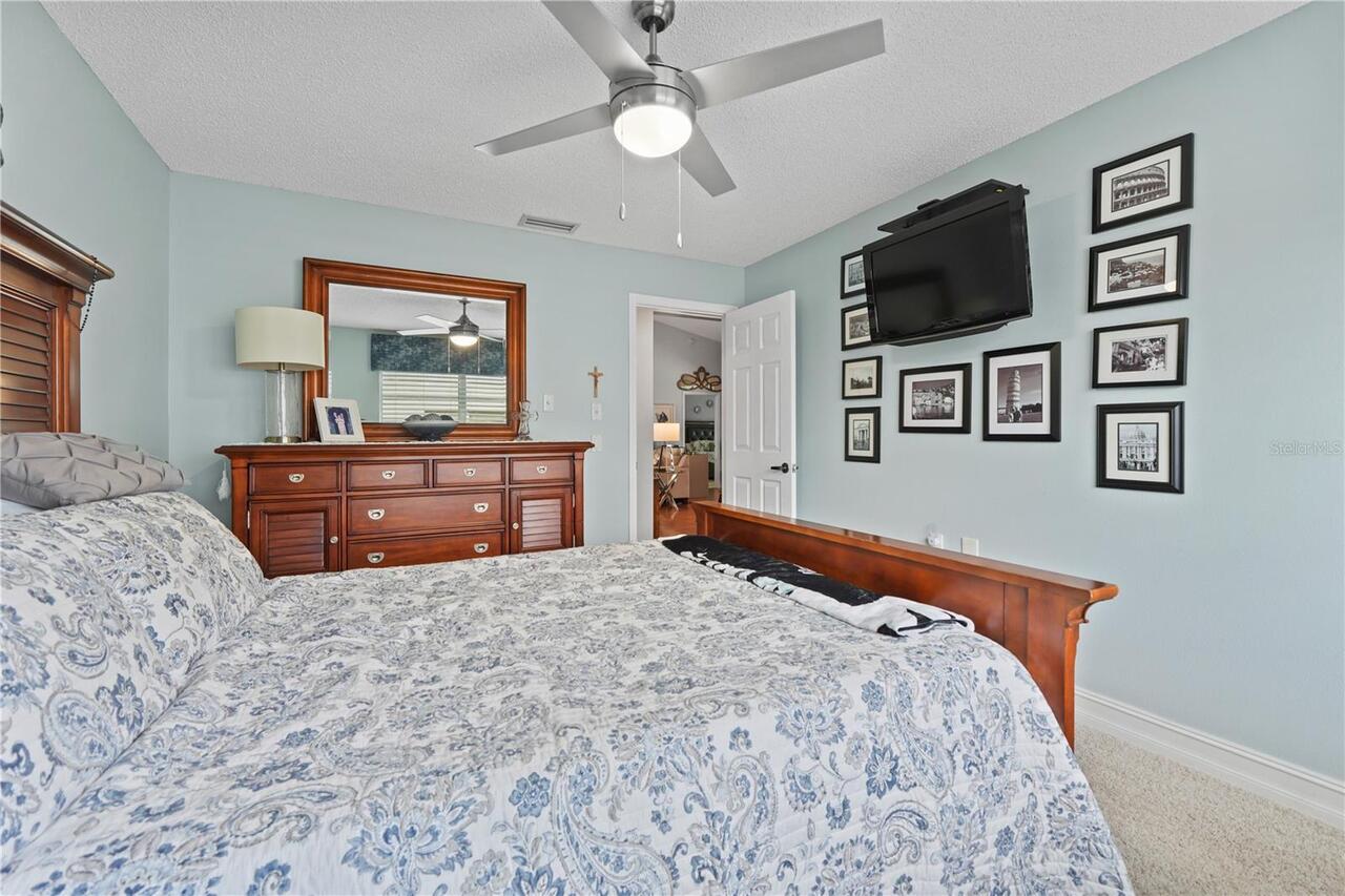 Listing Photo 14