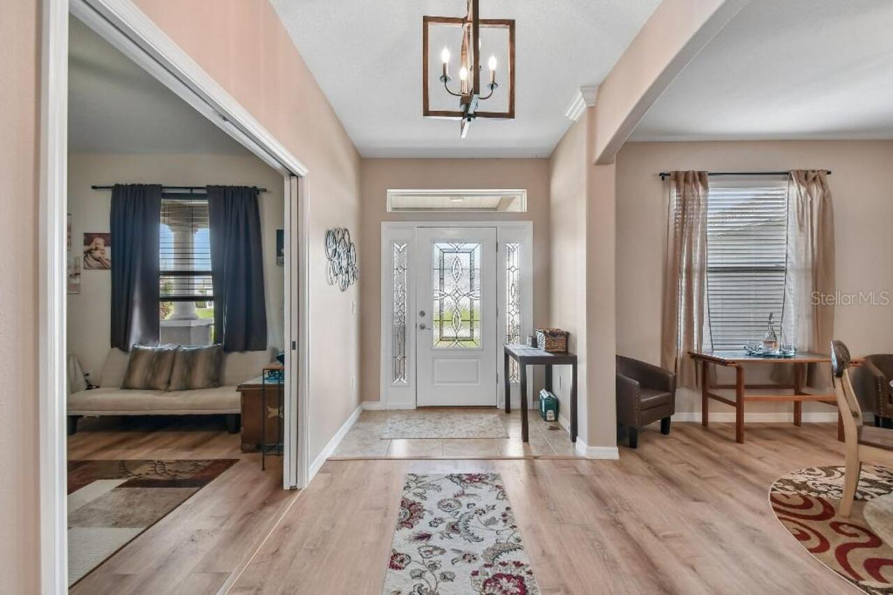 Listing Photo 11