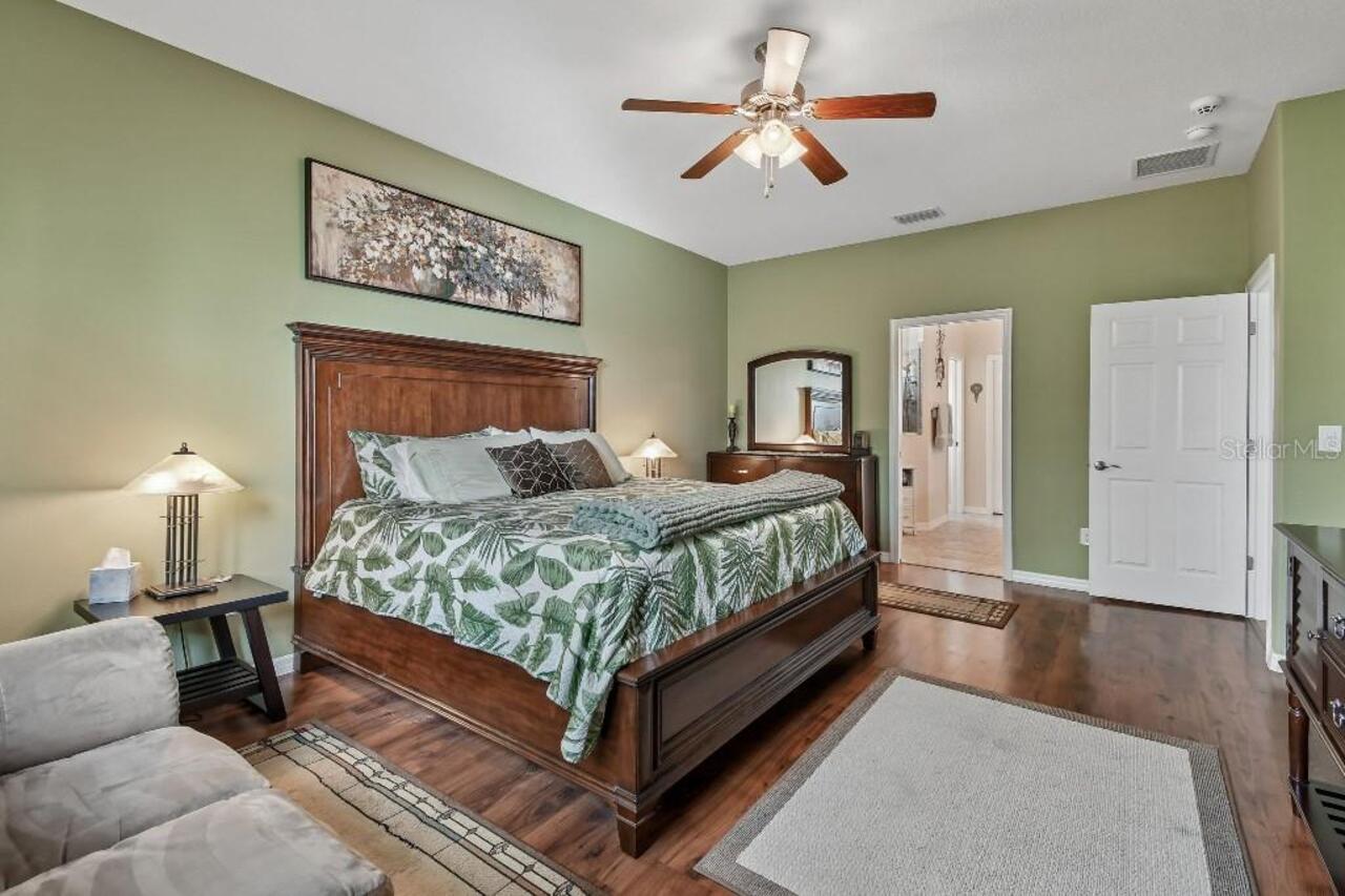 Listing Photo 25