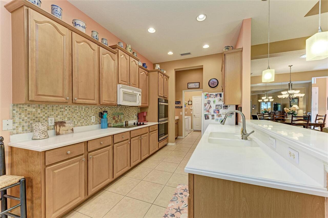 Listing Photo 11