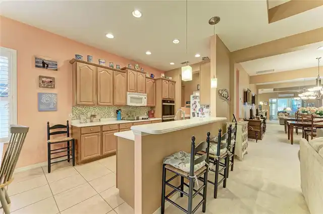 Listing Photo 10