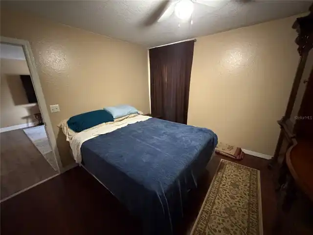 Listing Photo 11