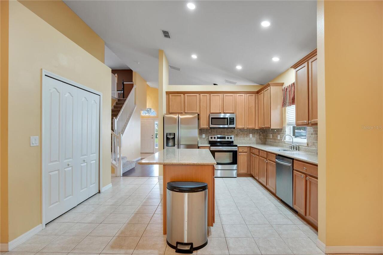 Listing Photo 10