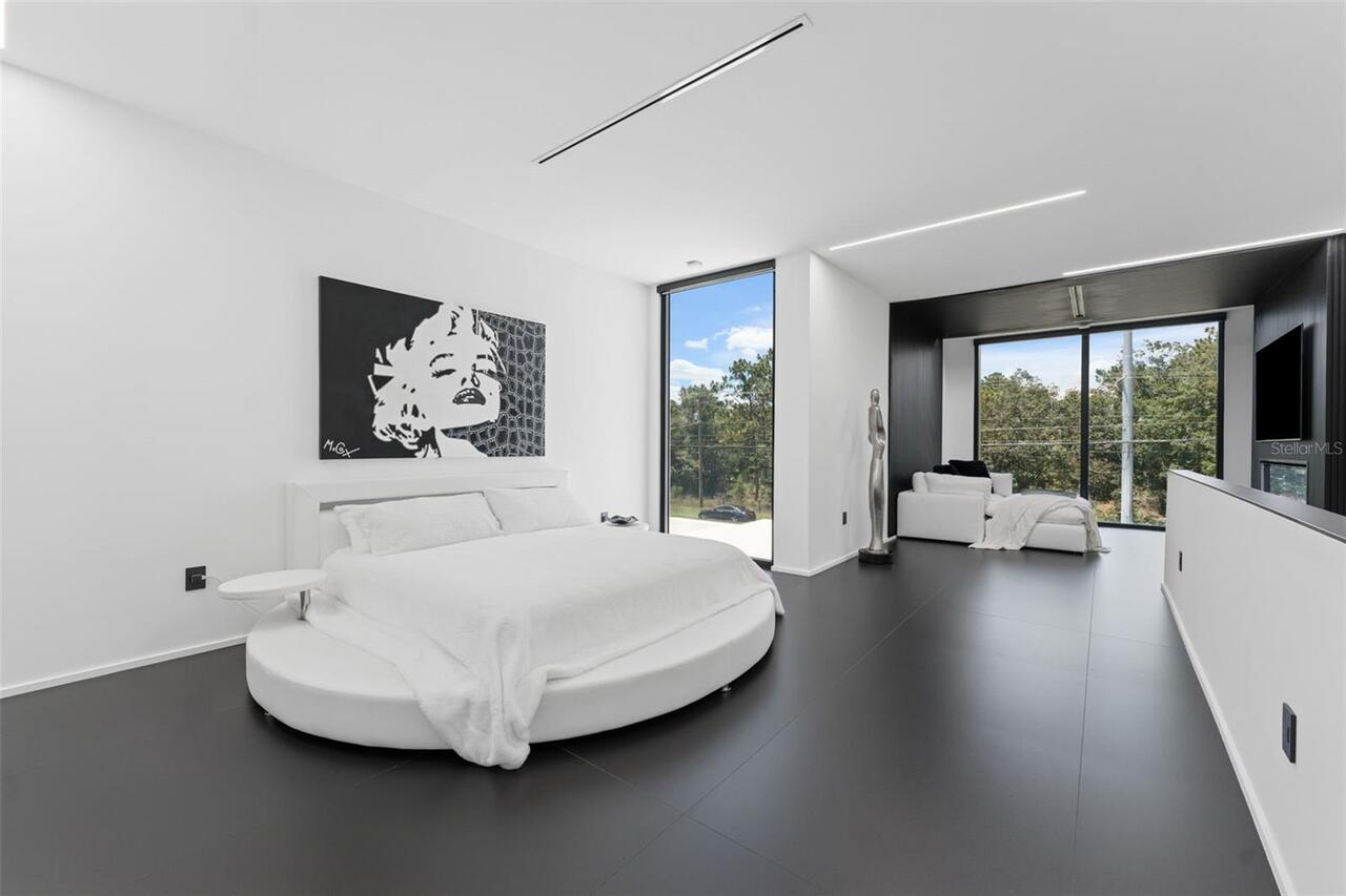 Listing Photo 24