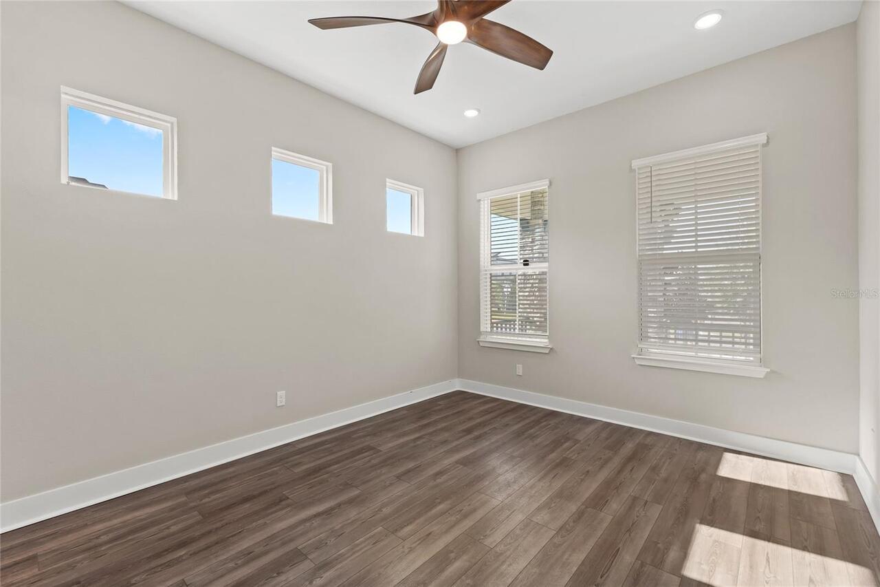 Listing Photo 7