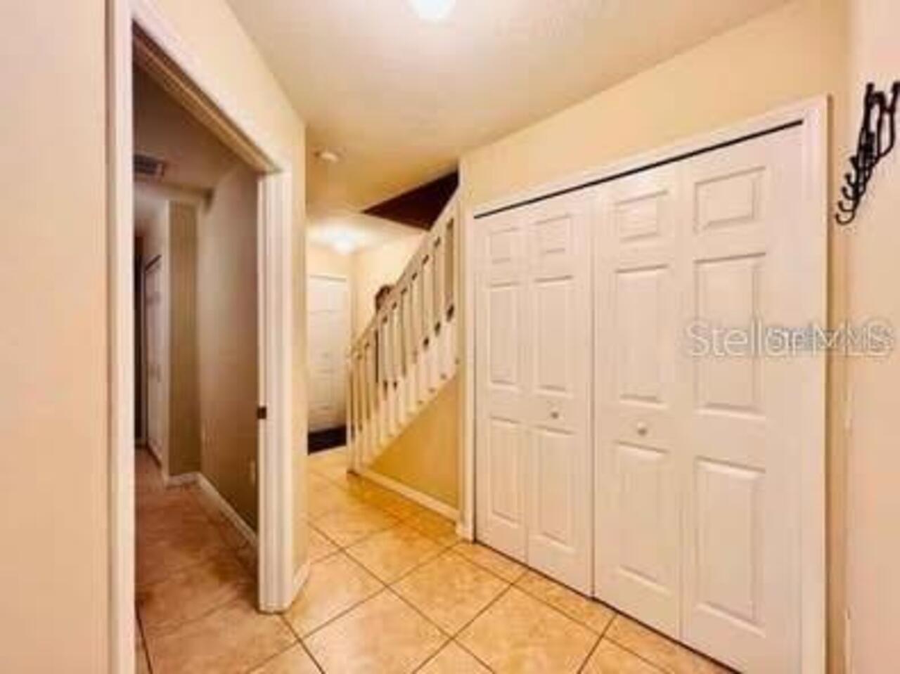 Listing Photo 10