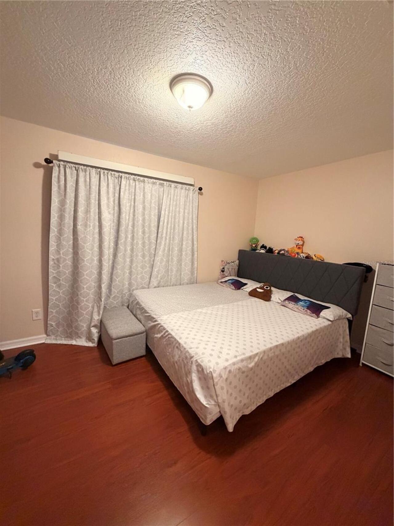 Listing Photo 15