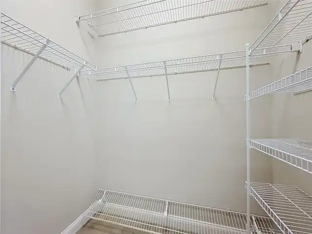 Listing Photo 28