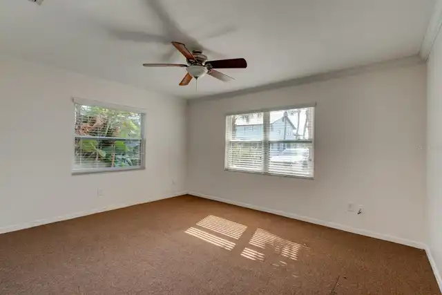 Listing Photo 16