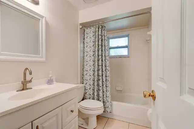 Listing Photo 18