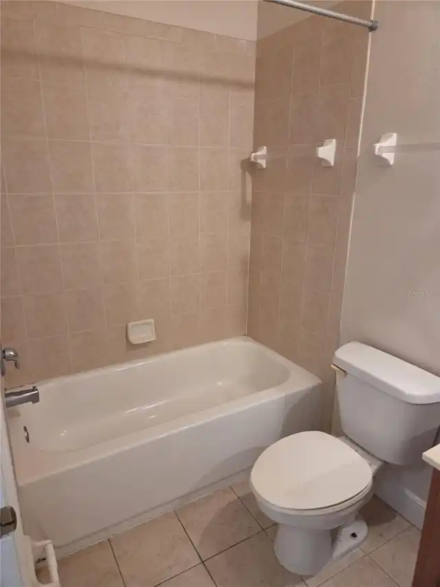 Listing Photo 16