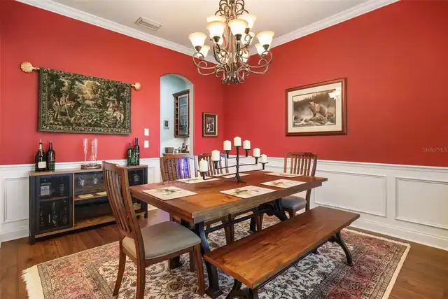 Listing Photo 8