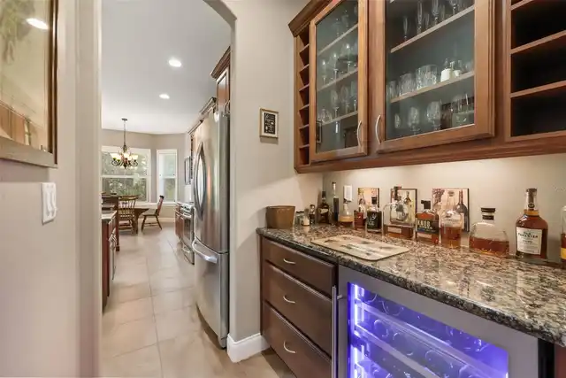 Listing Photo 18