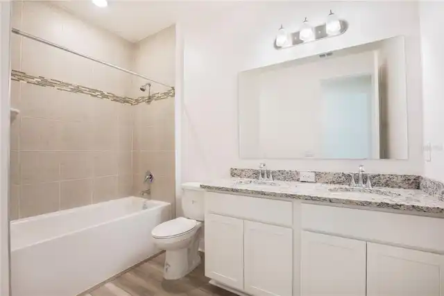 Listing Photo 22