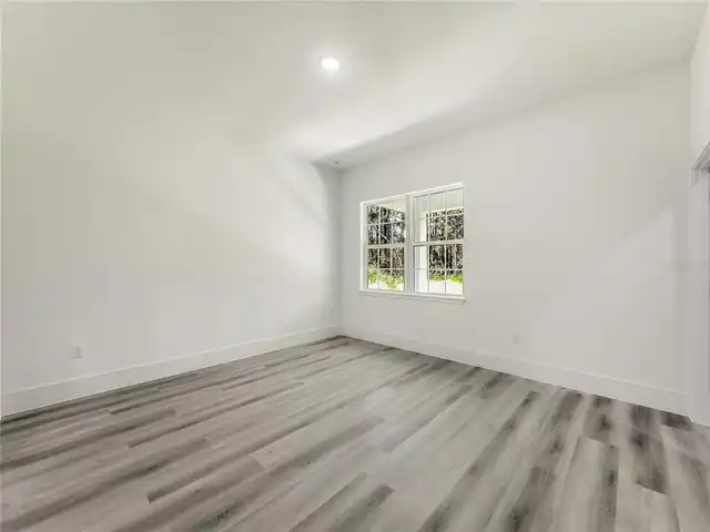 Listing Photo 27