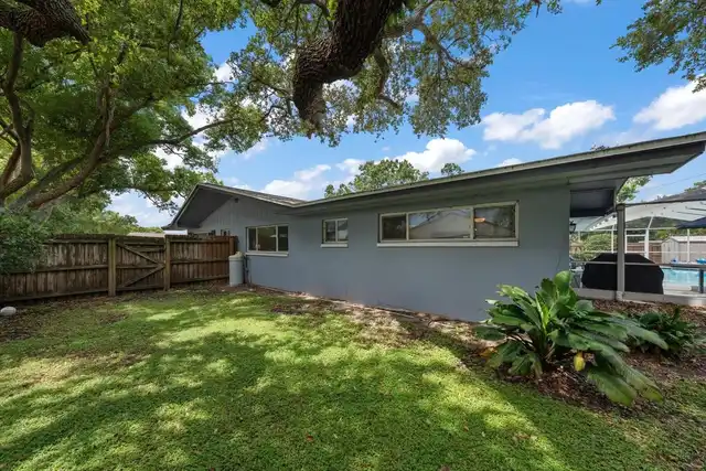 Listing Photo 43
