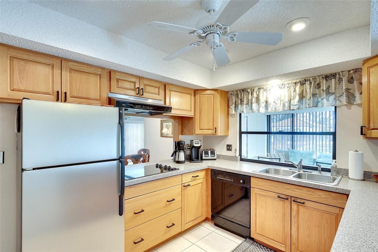 Listing Photo 15