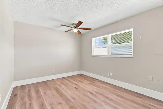 Listing Photo 33