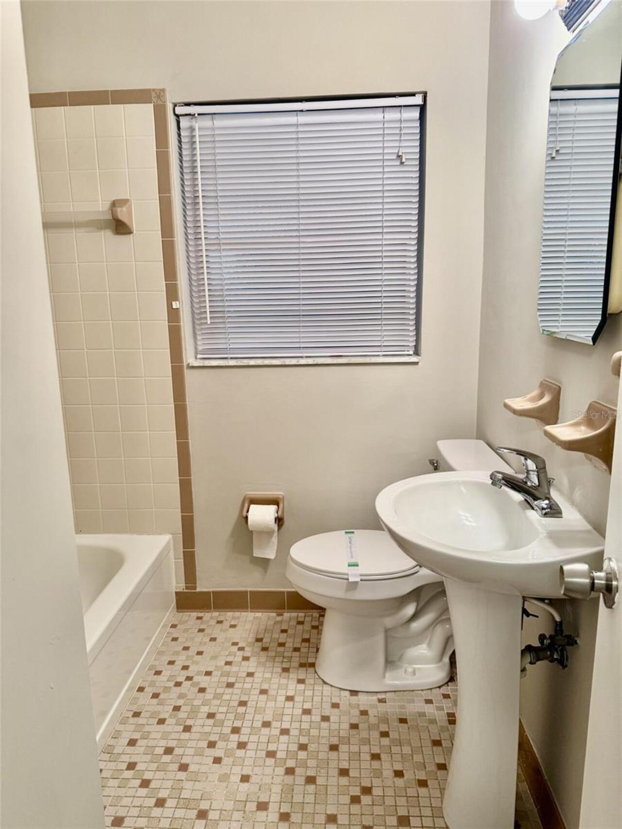 Listing Photo 22