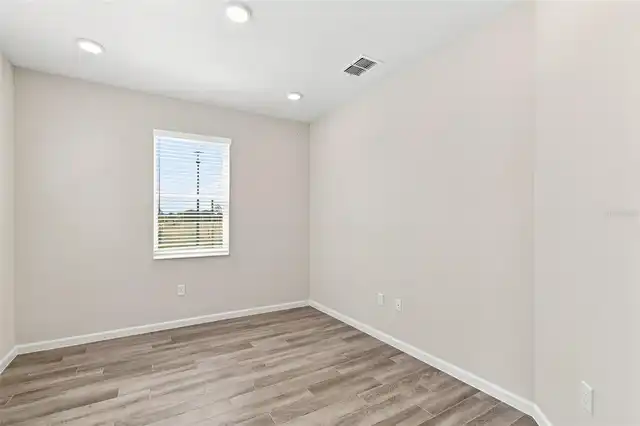 Listing Photo 33