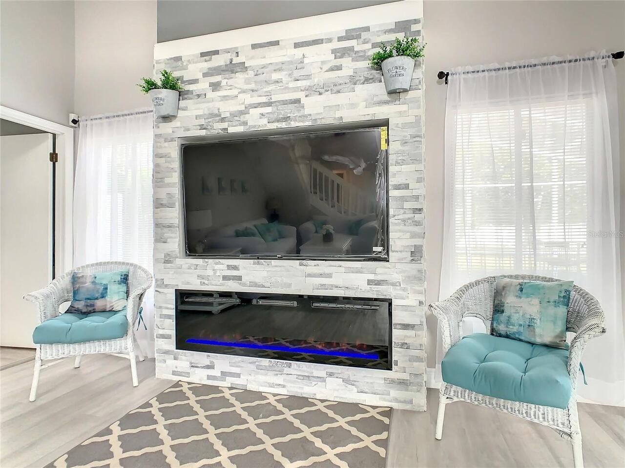 Listing Photo 12