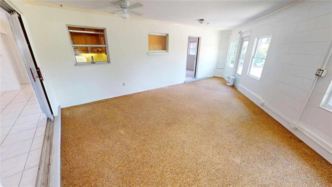 Listing Photo 17