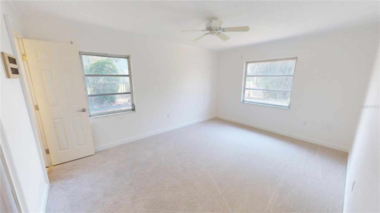 Listing Photo 24