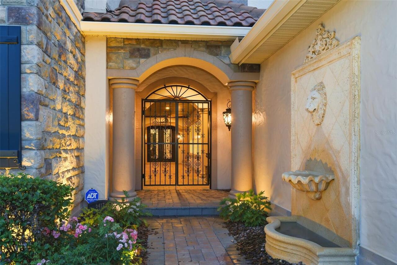 Listing Photo 12