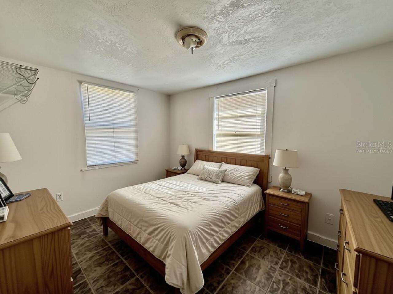 Listing Photo 6