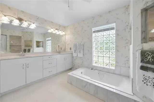 Listing Photo 21