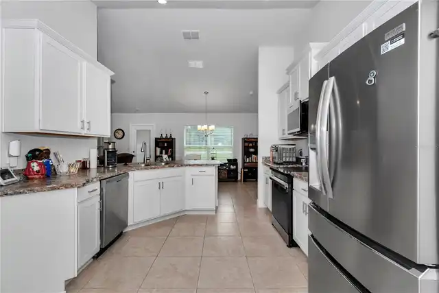 Listing Photo 16