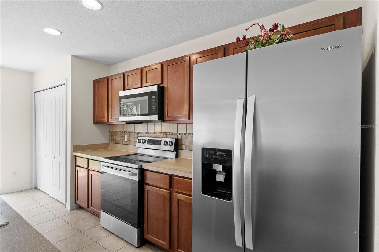 Listing Photo 11