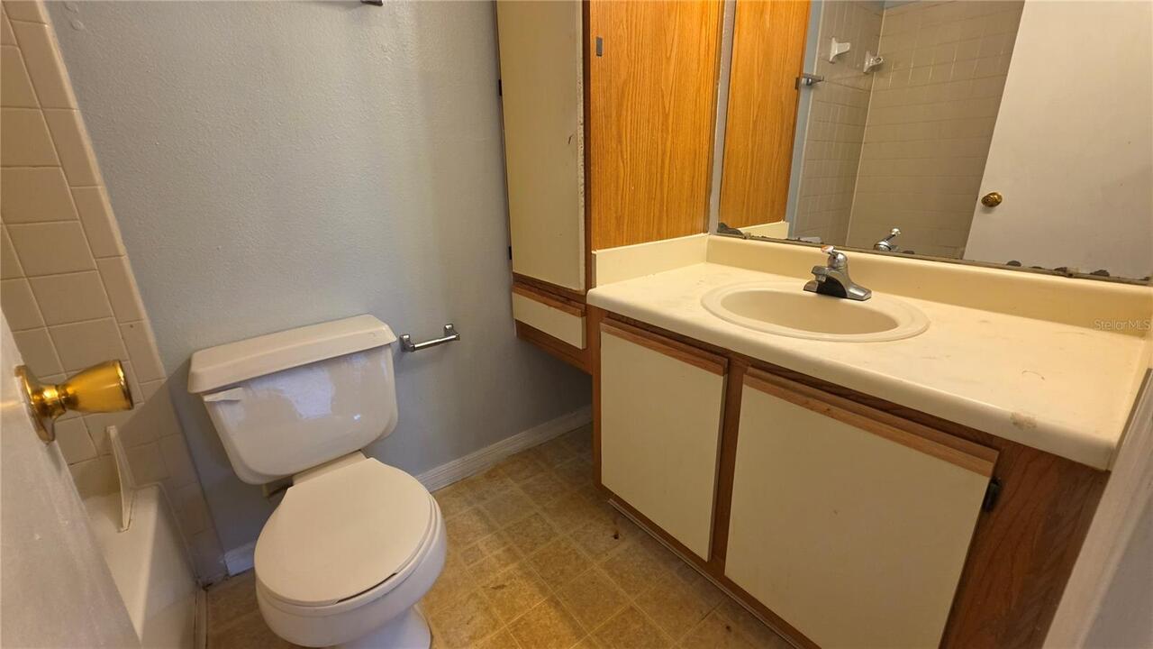 Listing Photo 17