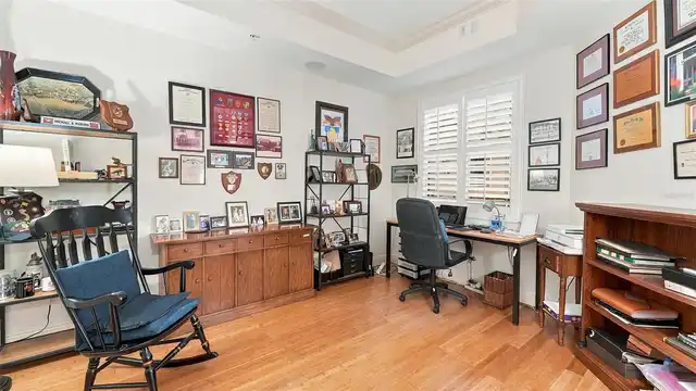 Listing Photo 6