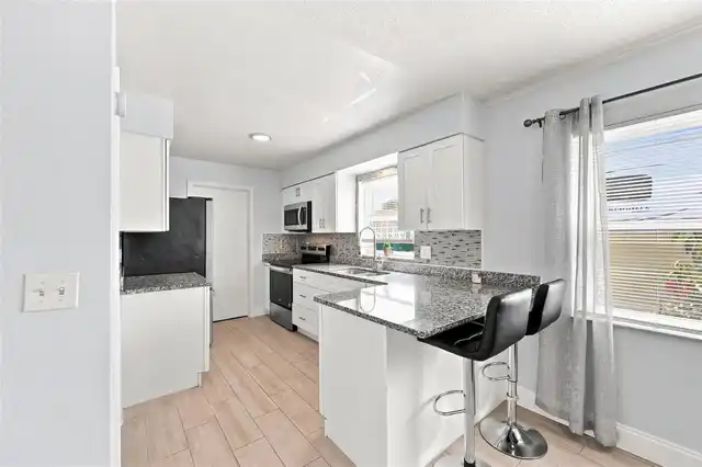 Listing Photo 15
