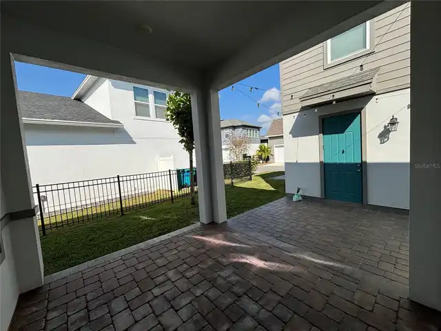Listing Photo 24