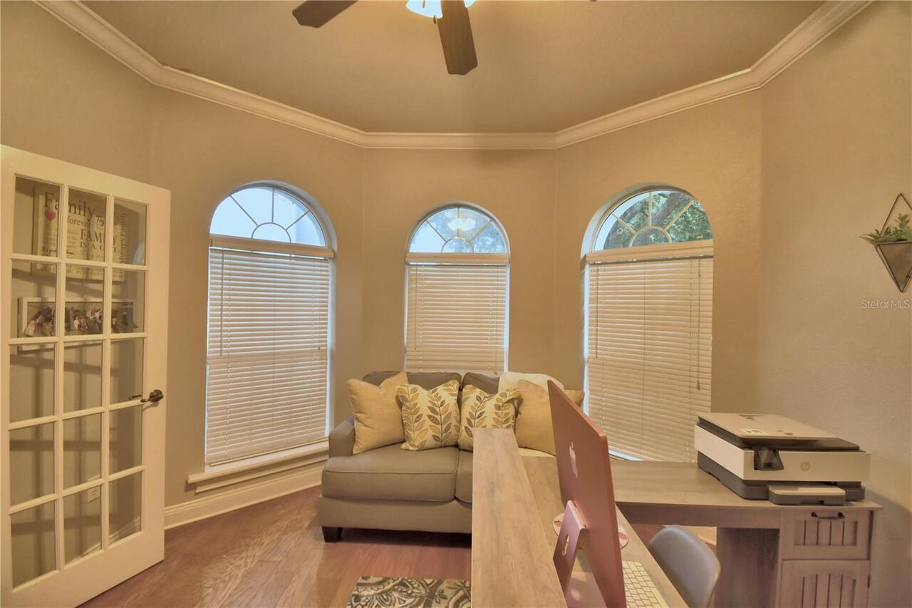 Listing Photo 14