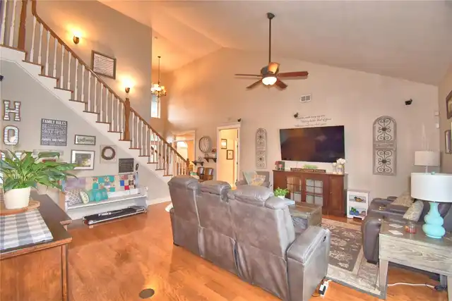 Listing Photo 21