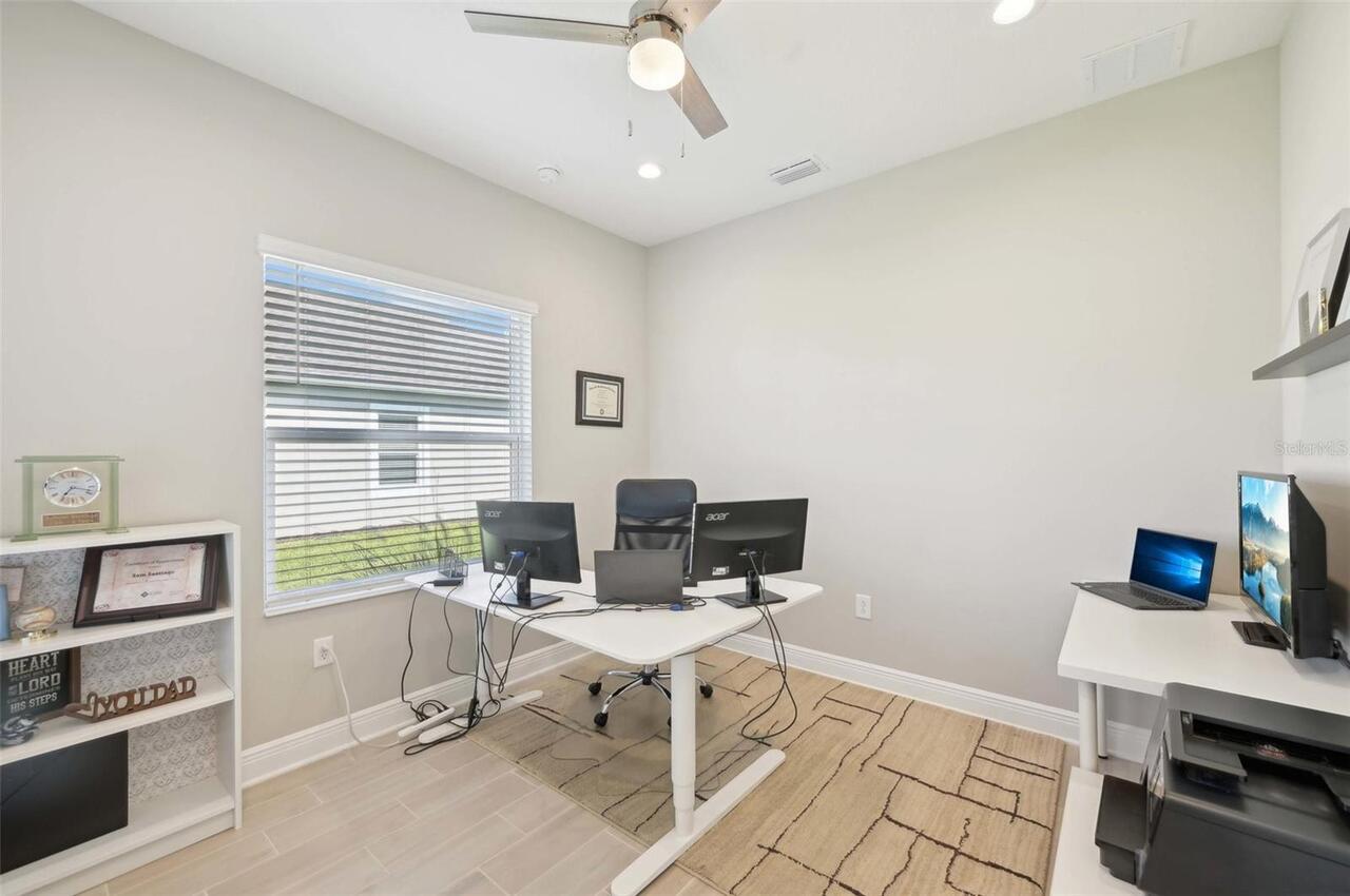 Listing Photo 10