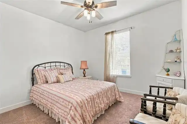 Listing Photo 7