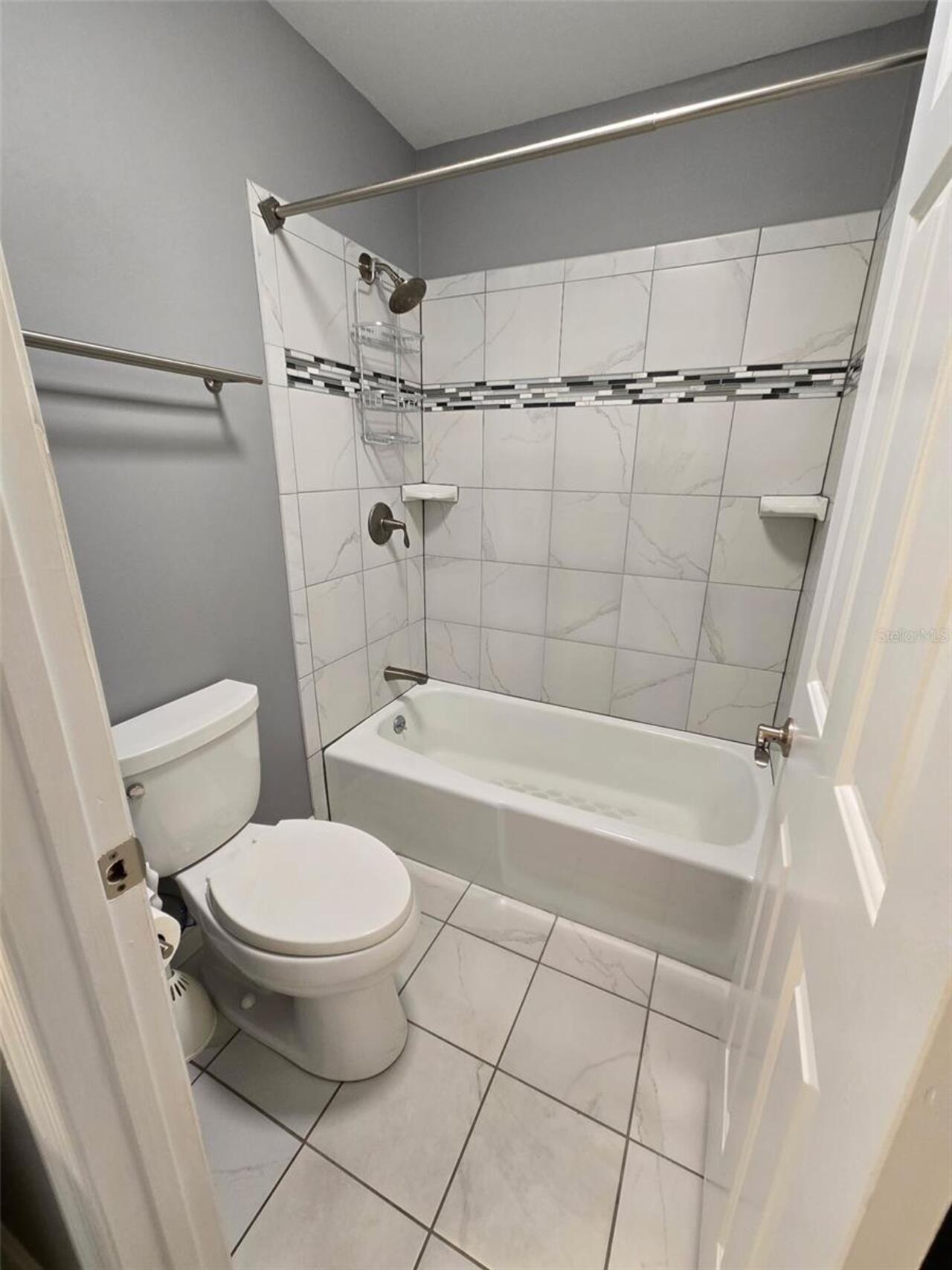 Listing Photo 9