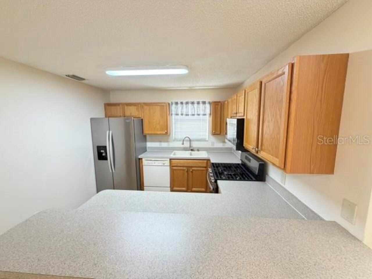 Listing Photo 8