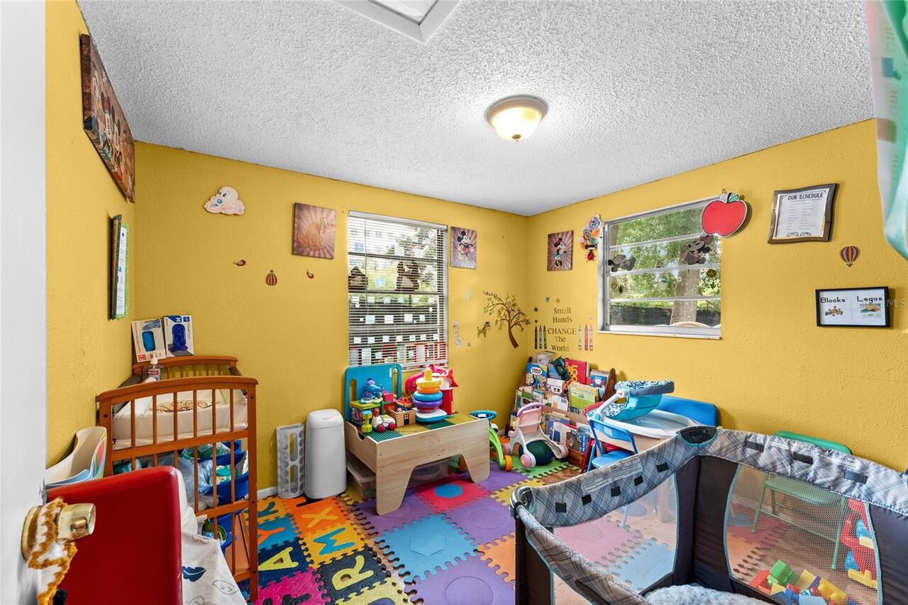 Listing Photo 16