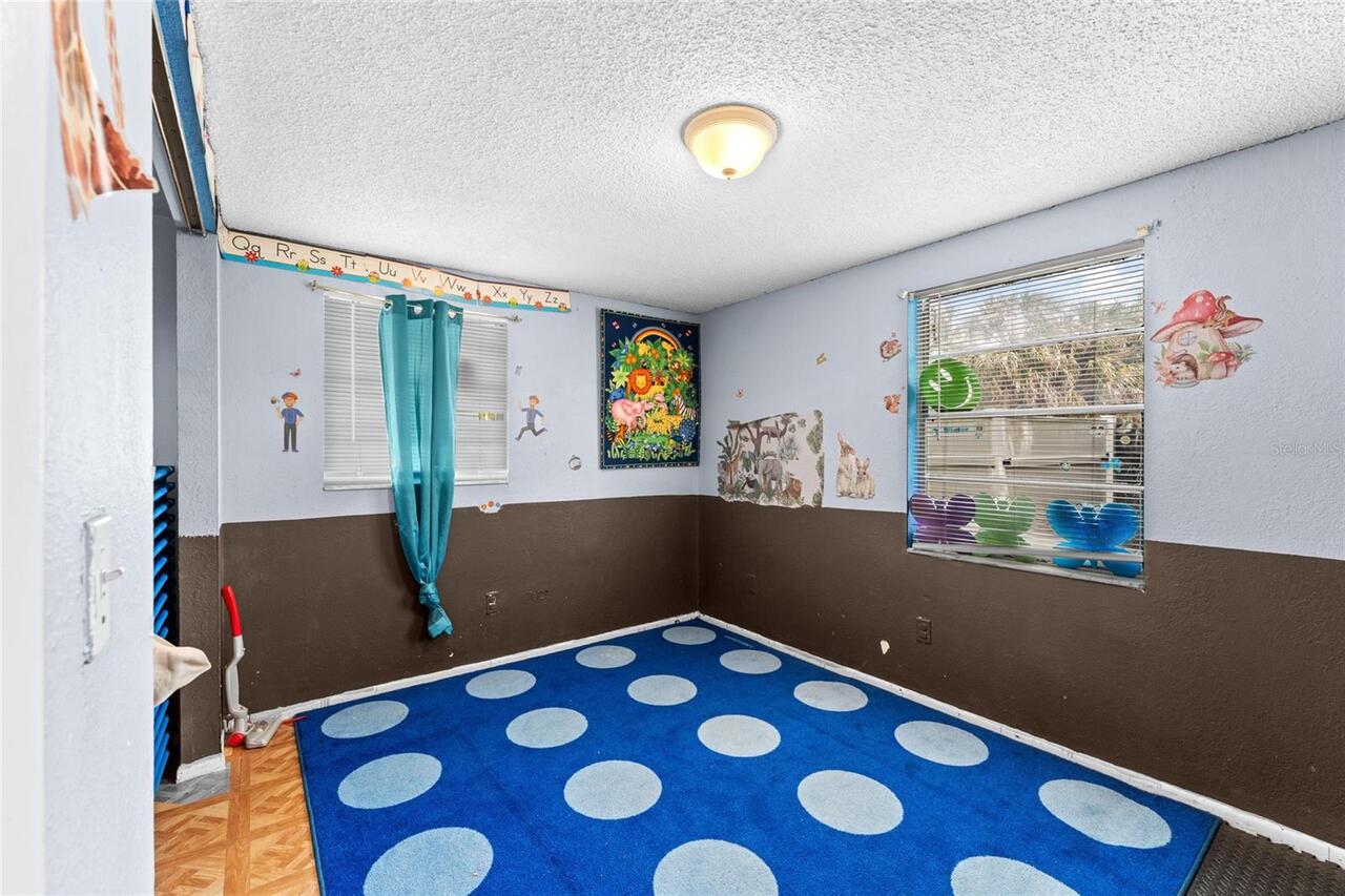 Listing Photo 18