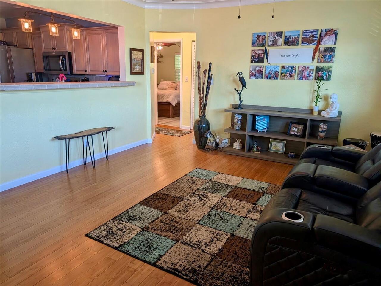 Listing Photo 14