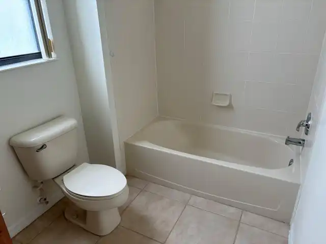 Listing Photo 13