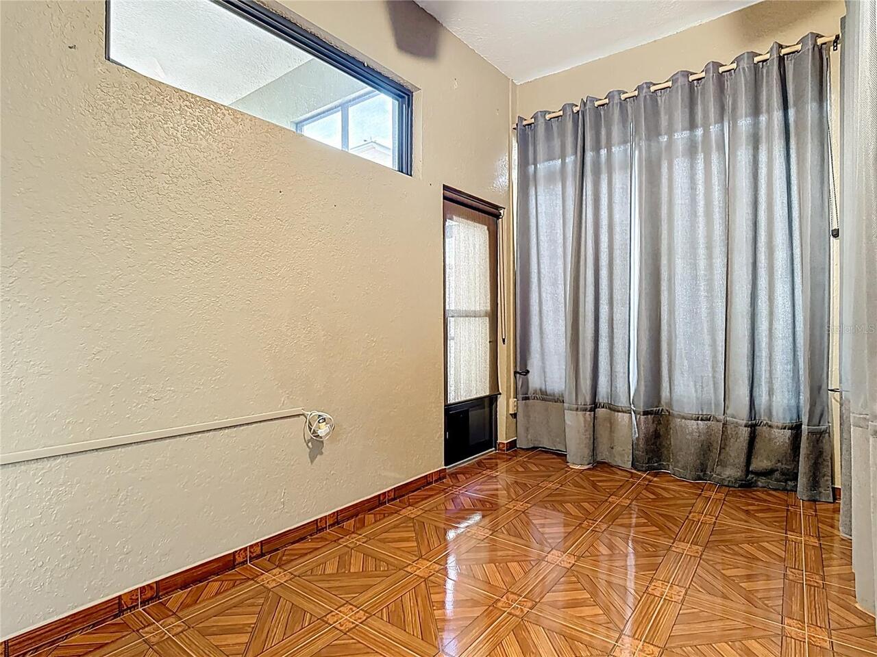 Listing Photo 34
